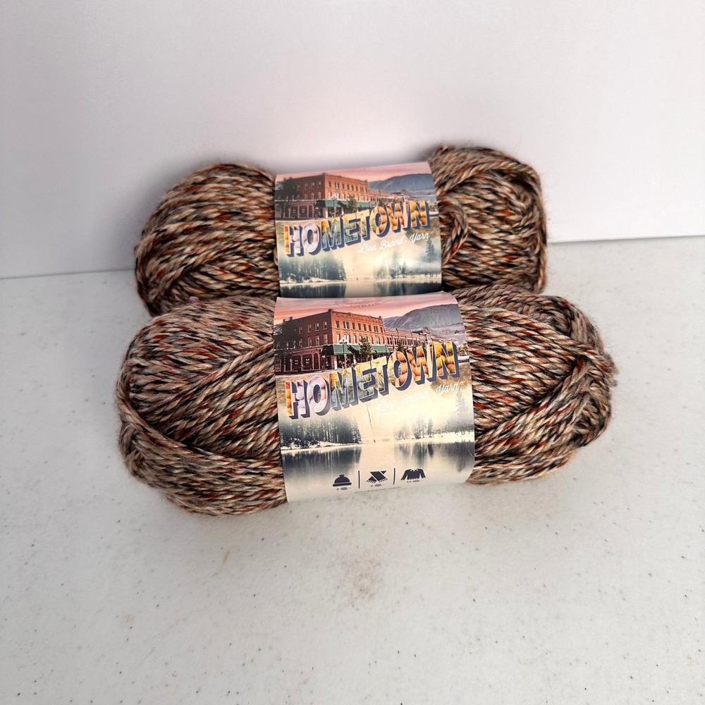 Lion Brand Hometown Yarn Huntington Foliage 240G Super Bulky Acrylic 2 Skeins
